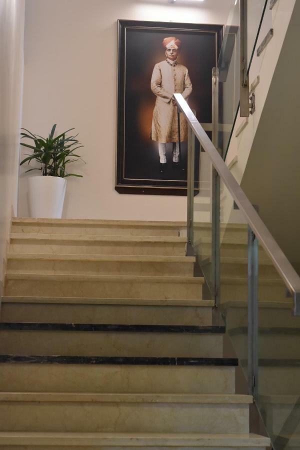 Heritage Inn Mysuru Zewnętrze zdjęcie